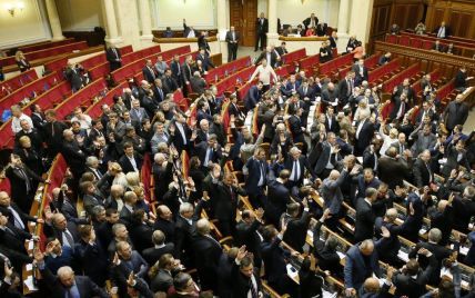 Конституційний суд дозволив очолювати виші депутатам, які голосували за "диктаторські закони"