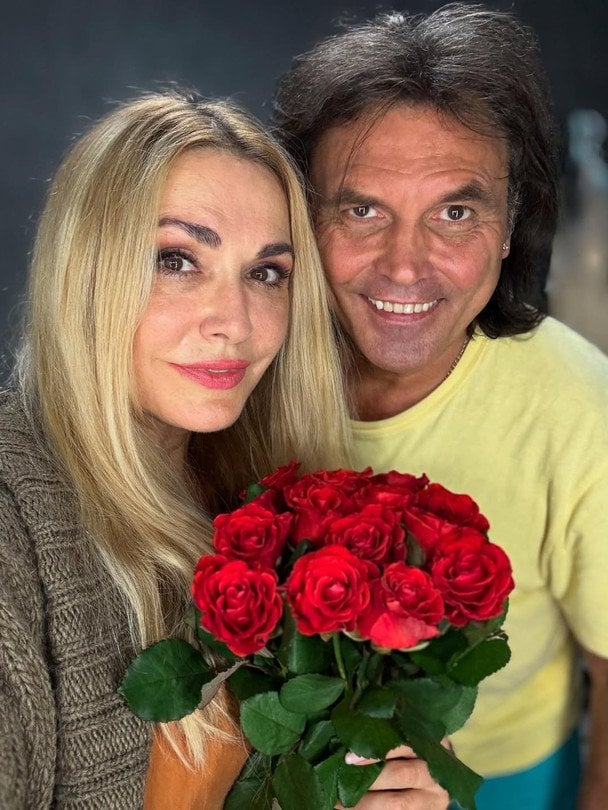 Ольга Сумська з чоловіком / © instagram.com/olgasumska