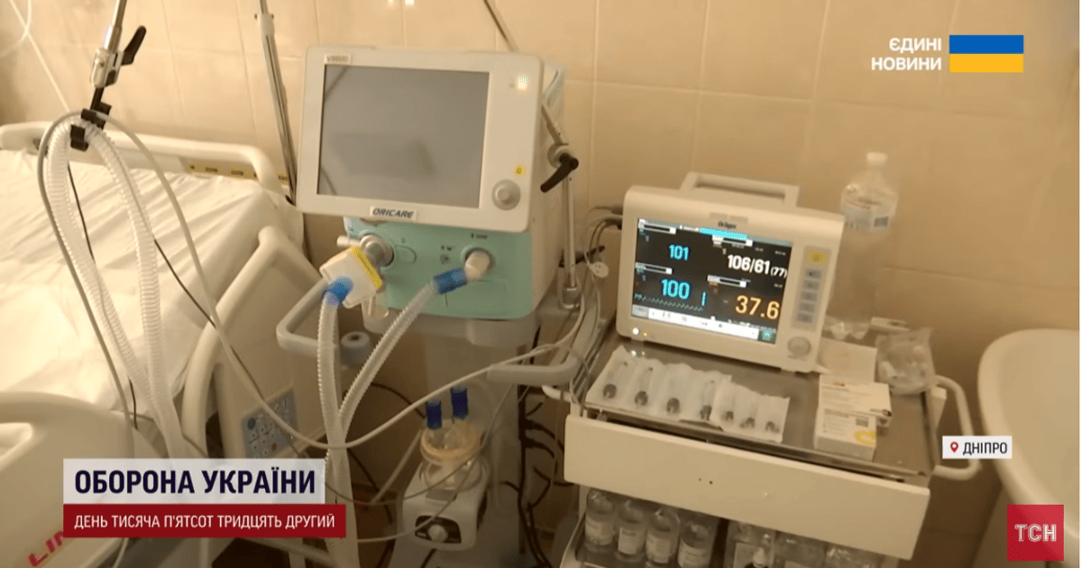 В Днепре спасают раненых из-за атаки РФ