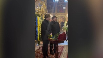 Зеленский с женой пришел на прощание с Филаретом