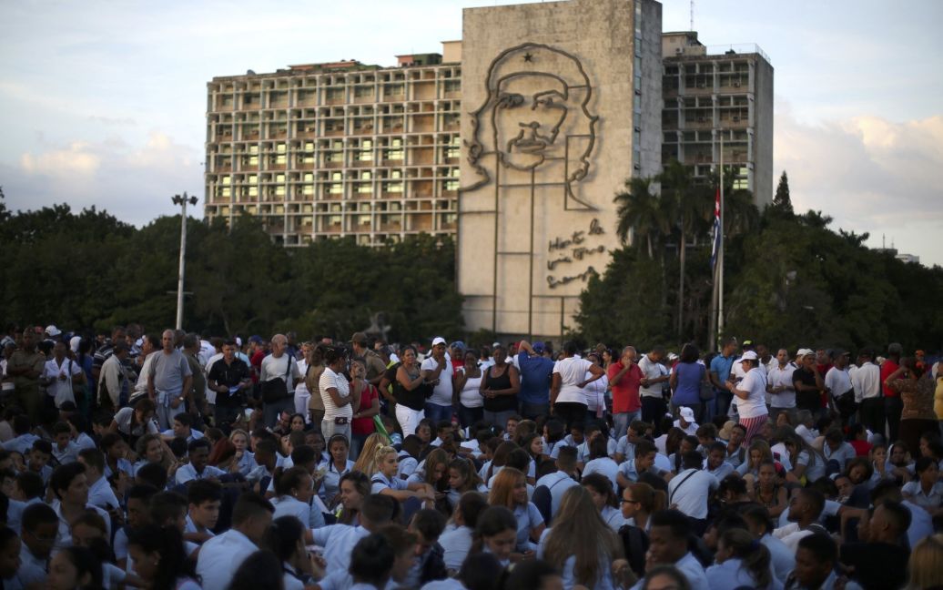 Мільйон людей зібралися вшанувати пам&#039;ять Фіделя Кастро / © Reuters