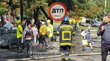 Пожежа на Симоненка в Києві_24 / © dtp.kiev.ua