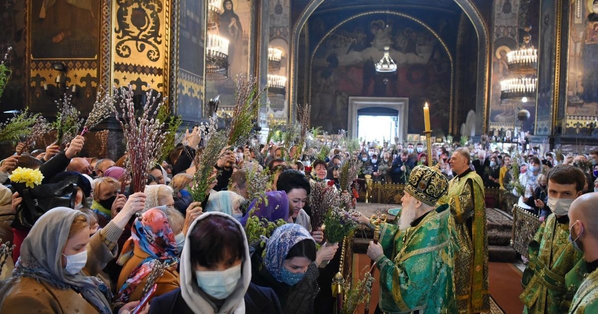 Не я бью, коронавирус бьет: из-за массовых нарушений на Вербное воскресенье в Киеве ужесточат ограничения на Пасху