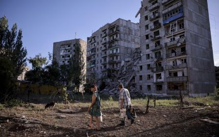 Увійшли до квартири і умисно відкрили вогонь по людях: у Торецьку російські солдати розстріляли цивільних