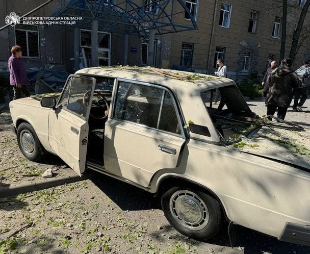 Пошкоджений гуртожиток. / © Олександр Ганжа
