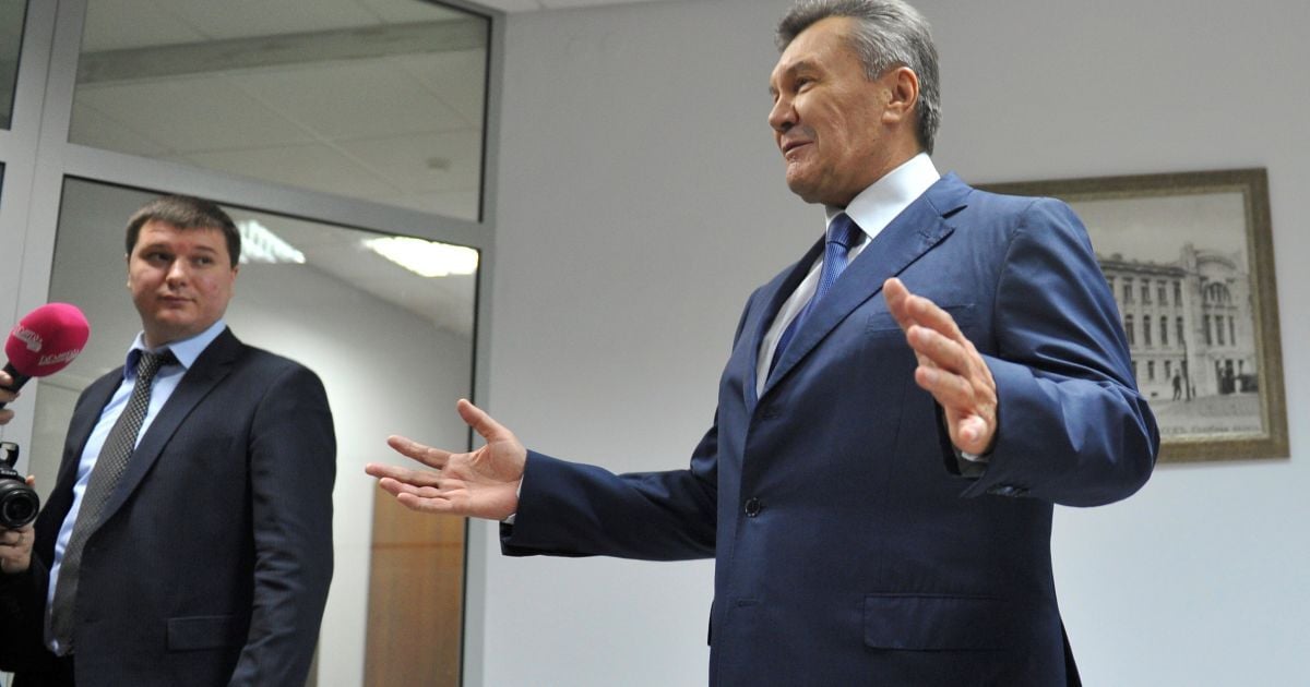 Янукович заявив, що досі не зняв із себе відповідальності за український народ
