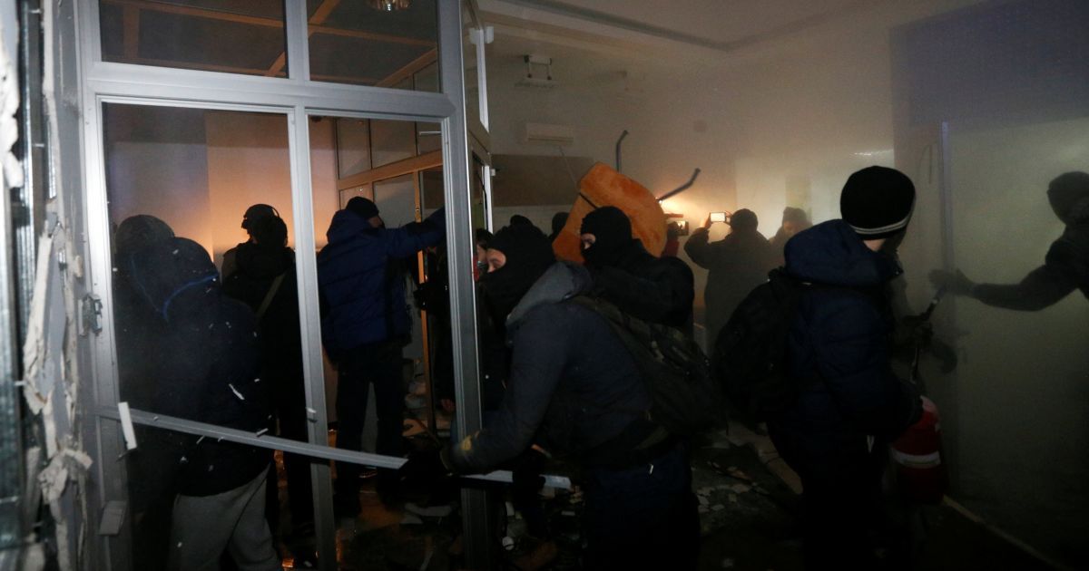 Сутички правоохоронців із протестувальниками на Майдані в Києві_8 / © Reuters