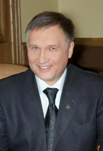 Бульдозером по закону