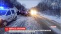 Вблизи Трускавца столкнулись "ГАЗель" с хлебом и авто с заключенными