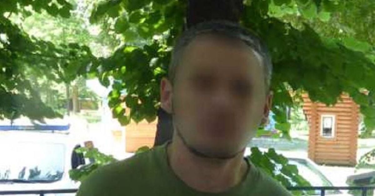 В Гидропарке рецедивист с газовым баллончиком ограбил 78-летнего мужчину