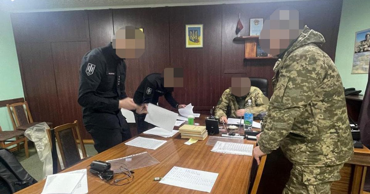 На Черкасском командир ВСУ заставлял бойцов ремонтировать квартиры родственников