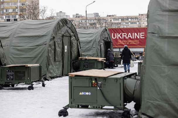 Пункти обігріву на Троєщині / © Getty Images