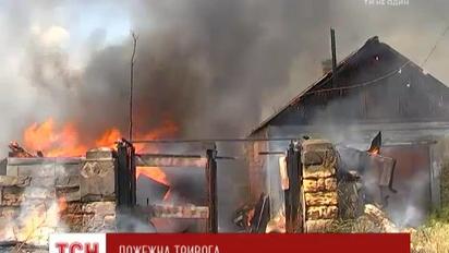 В Одессе произошел крупный пожар неподалеку эстакады порта