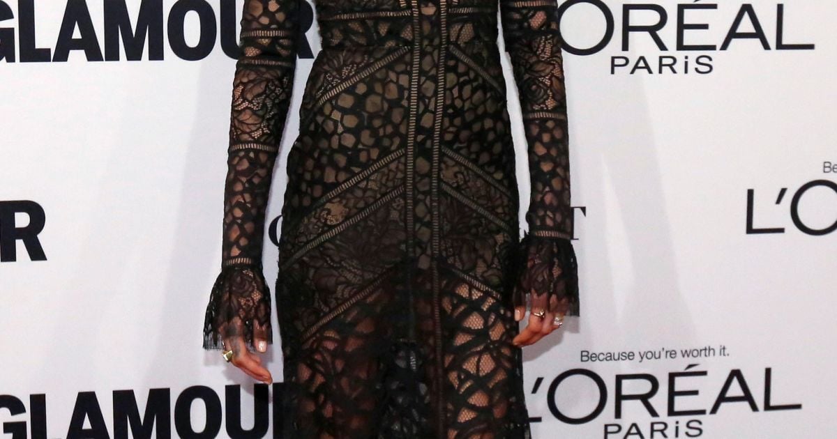 Кара Делевинь на церемонии "Женщина года" от журнала Glamour