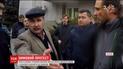 Херсонці силоміць витягли мера на зледенілий тротуар