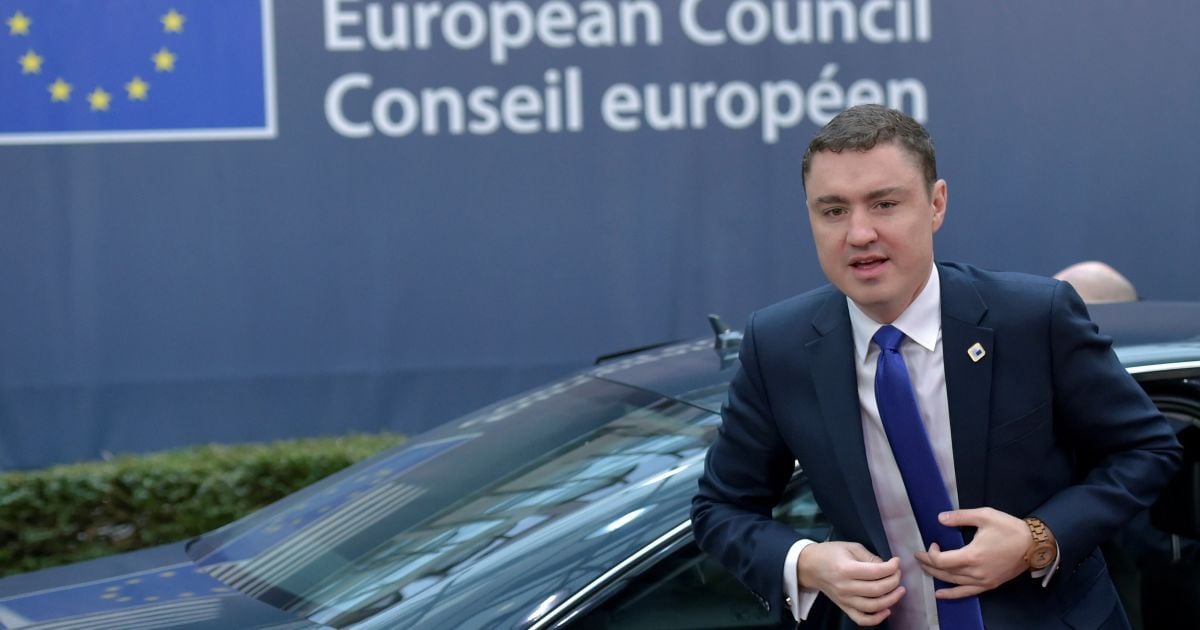 Парламент Эстонии проголосовал против премьер-министра и объявил ему недоверие