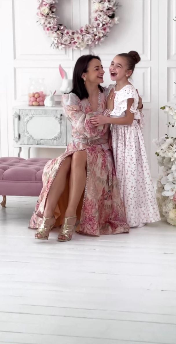 Илона Гвоздева с дочерью / © instagram.com/ilonagvozdeva