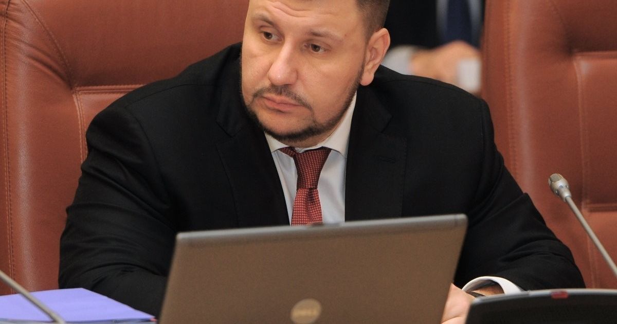 "Екс-мінздох отримав лист щастя": Клименку повідомили про підозру