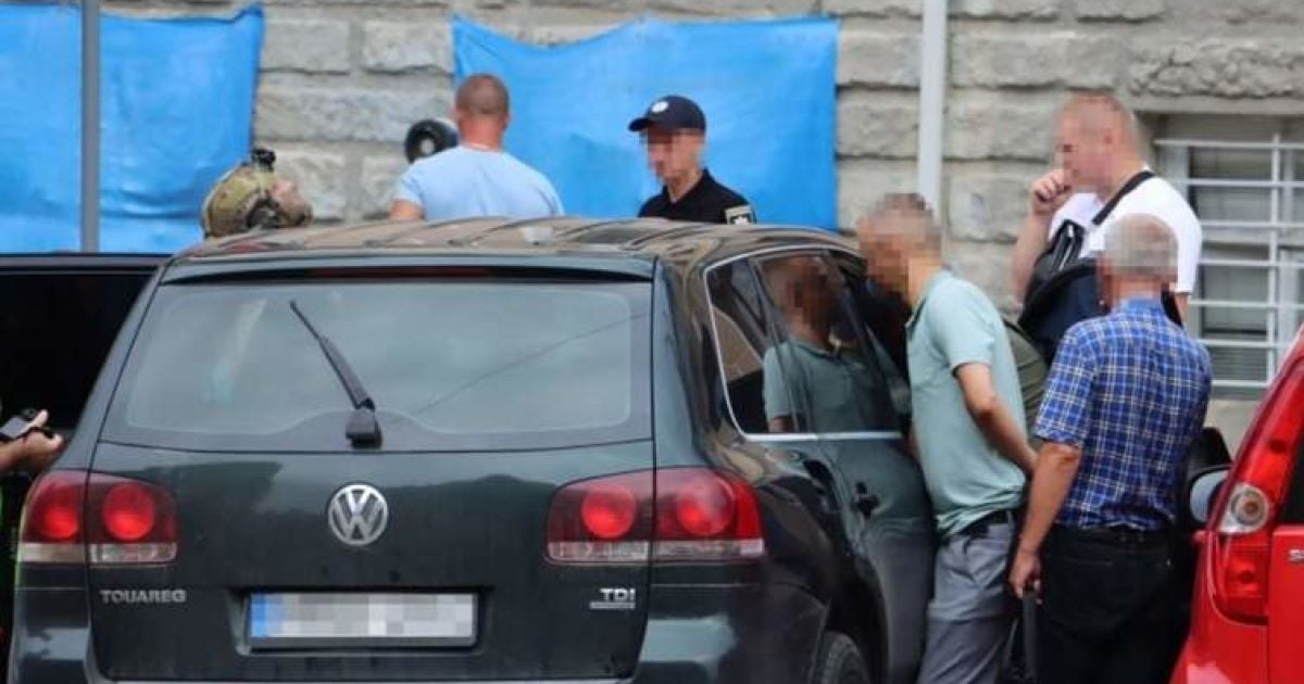 Обыски в авто, на котором якобы приехал глава Борщевского ТЦК Тернопольской области