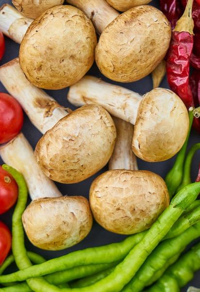 5 продуктів, які можна додати до щоденного раціону, щоб покращити загальний стан здоров’я