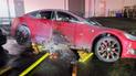 У США на стоянці сервісного центру вщент згоріла Tesla Model S