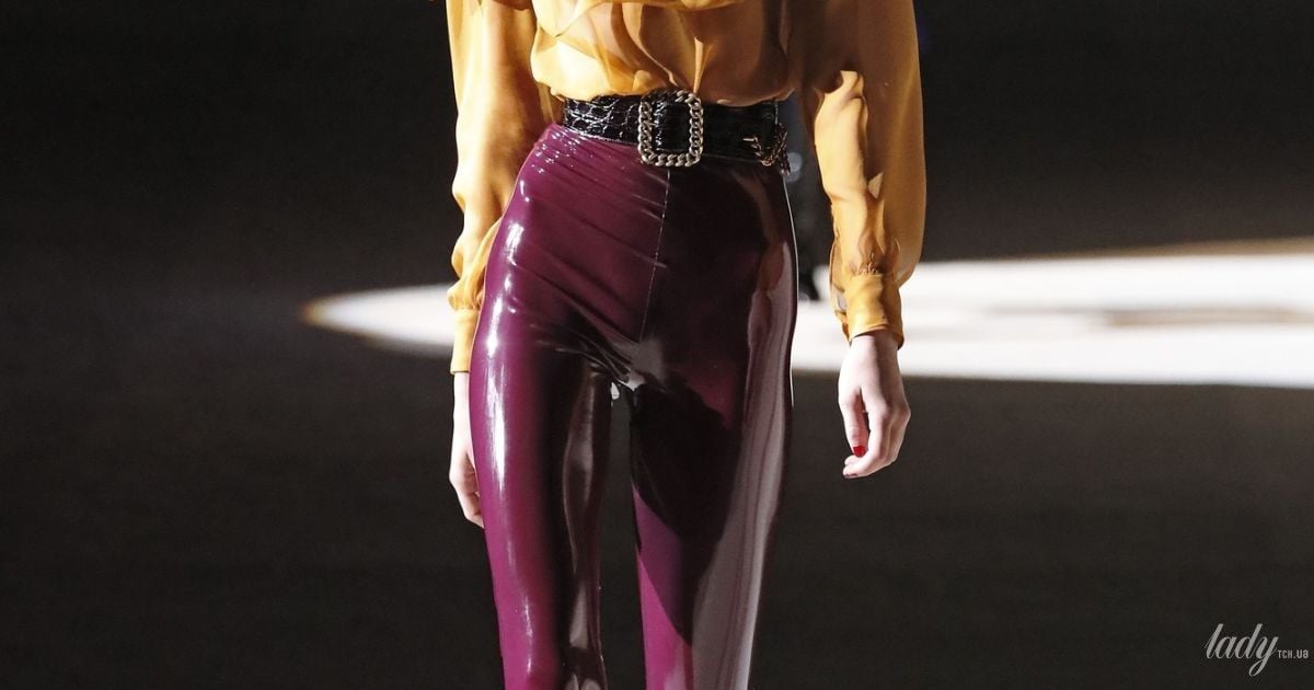 Коллекция Saint Laurent прет-а-порте сезона осень-зима 2020-2021 / © East News