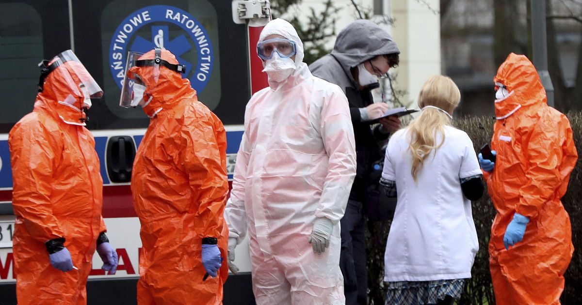 В Польше заявили о создании первого в мире лекарства от COVID-19