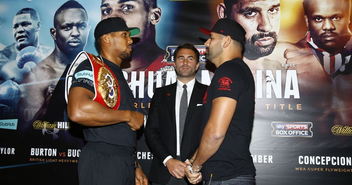 Лондонская встреча. Джошуа и Молина "просверлили" друг друга взглядами