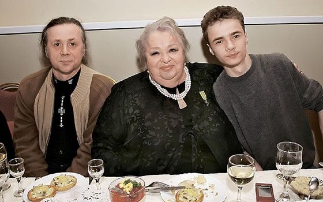 Наталія Крачковська із сином Василем та внуком Володимиром / © УзнайВсе