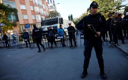 Стало відомо, хто скоїв теракт біля поліцейської дільниці у Туреччині