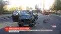 У Дніпрі мікроавтобус зіштовхнувся з ваговозом, є загиблі