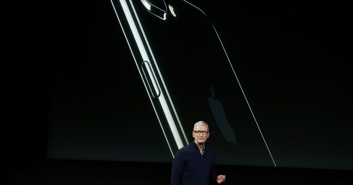 Touch Bar: Apple представила новый MacBook Pro с уникальным тачскрином_2 / © Reuters