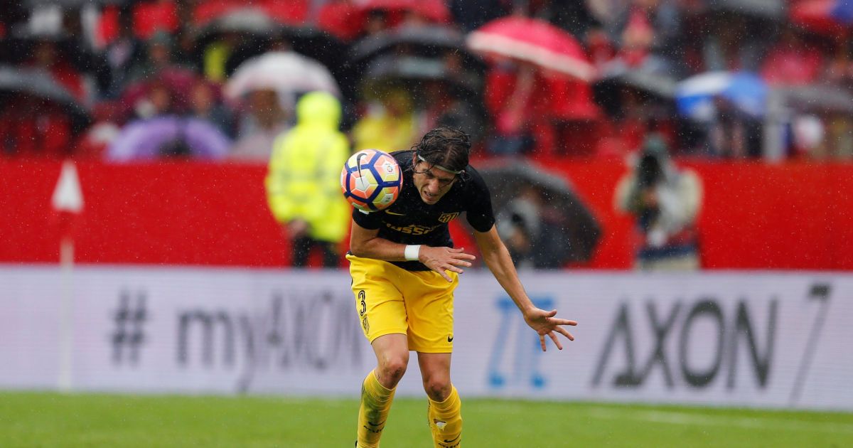 Британские ученые утверждают, что игра головой вредит футболистам