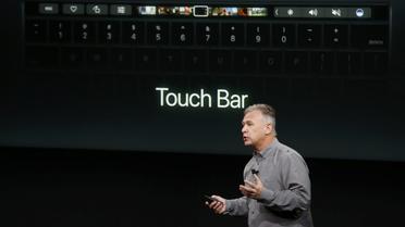 Touch Bar: Apple представила новый MacBook Pro с уникальным тачскрином_12 / © Reuters