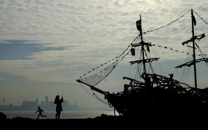 Пираты захватили корабль с украинцем на борту вблизи Нигерии