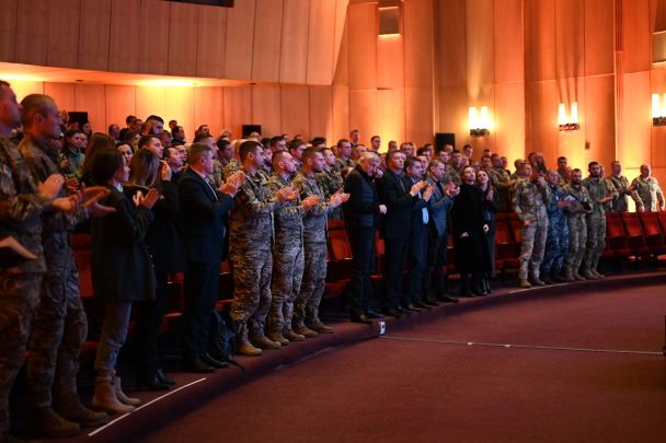 Допрем'єрний показ стрічки "Довга доба"