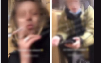 Таки попросили вибачення: у Києві поліція зловила хлопця та дівчину, які курили в метро та хизувались цим
