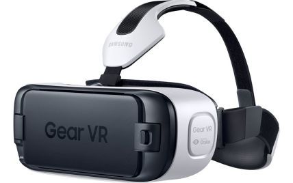 Samsung объявляет о начале продаж в Украине очков виртуальной реальности Samsung Gear VR для Galaxy S6/S6 edge