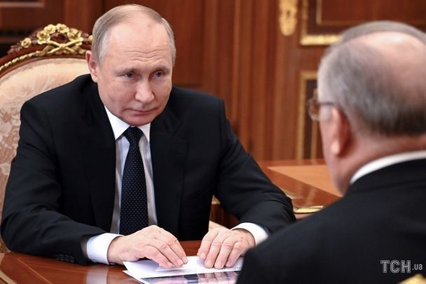 Почему у Путина такие длинные ногти: секрет индивидуального стиля