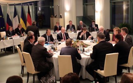 В Берлине признали важность приоритета компонентов безопасности Минских договоренностей - Елисеев