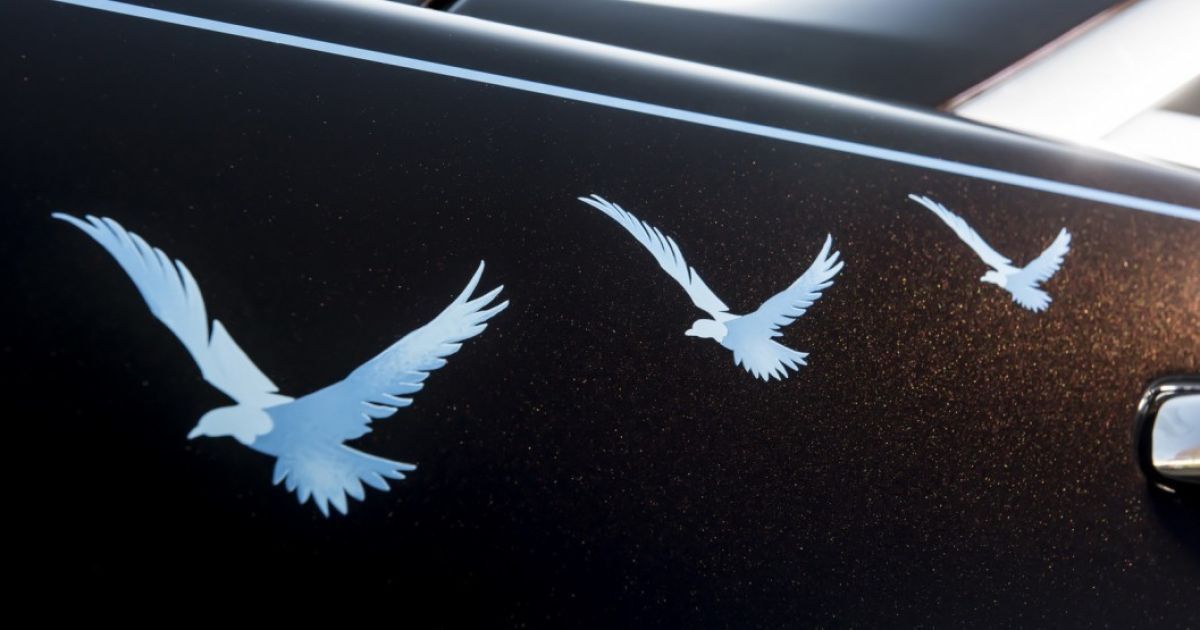 Rolls-Royce Wraith Inspired by British Music