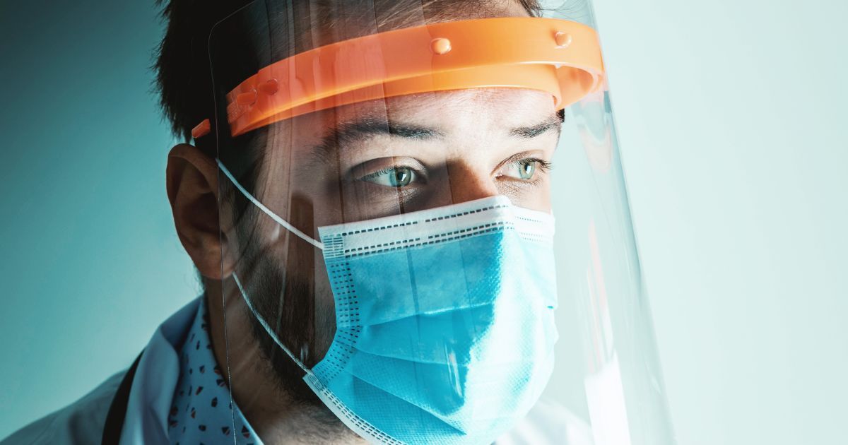 Кількість випадків коронавірусу в Києві після вихідних значно збільшилась: статистика на 6 грудня