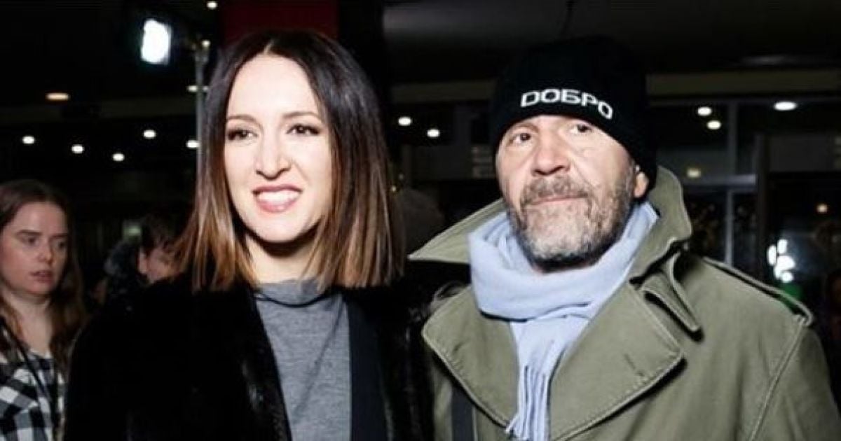 Лидер группы "Ленинград" Шнуров заявил о разводе с женой