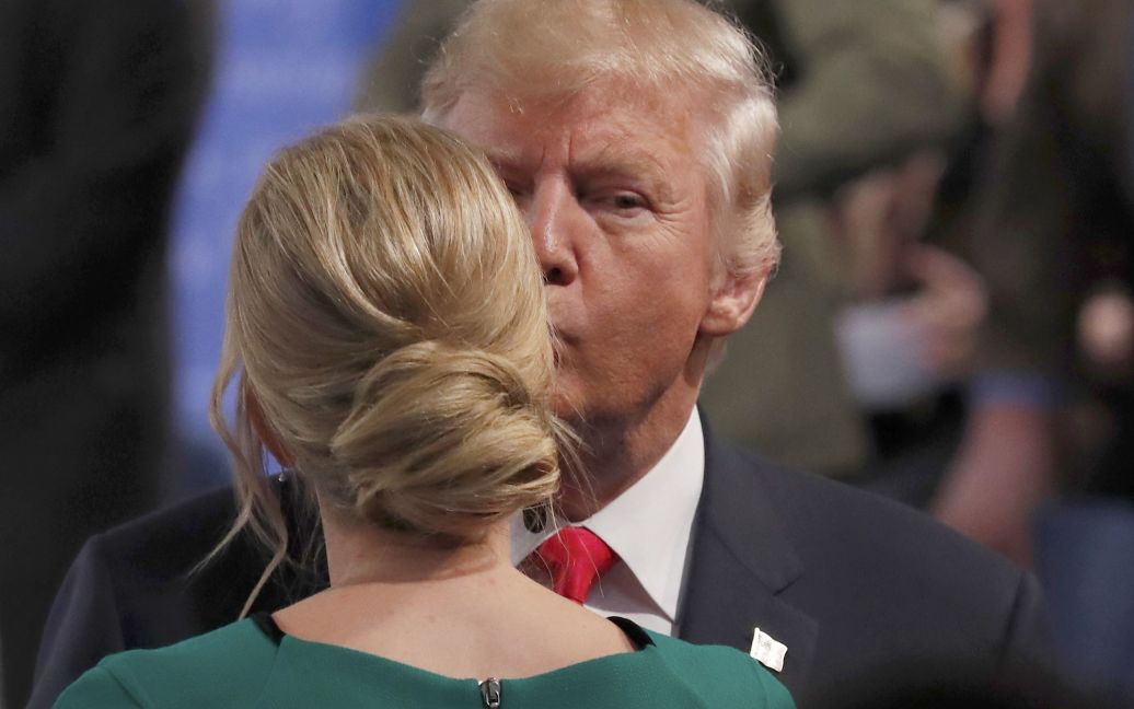 Трамп с дочерью Иванкой / © Reuters