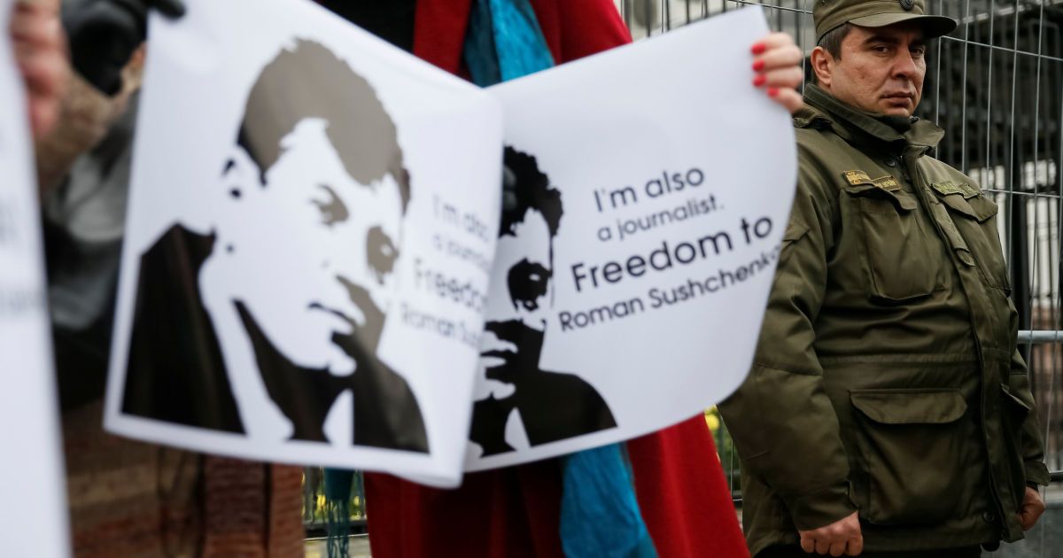 акції протесту проти затримання Сущенка_11 / © Reuters