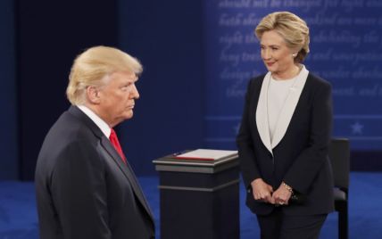 Падает, как рейтинг Трампа: Клинтон становится очевидным фаворитом выборов в США