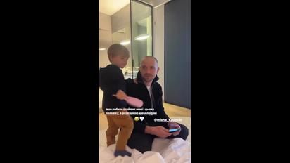 Надя Дорофеева показала, как двухлетний сын Кацурина делал ей прическу