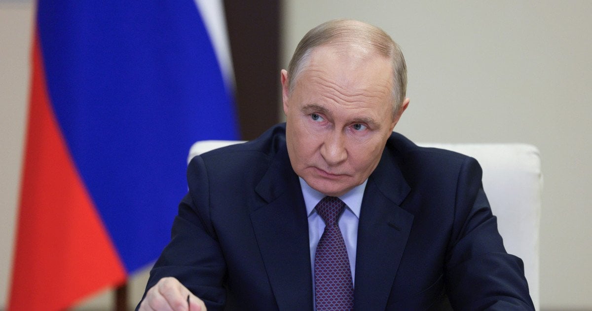 Диктатор Путин