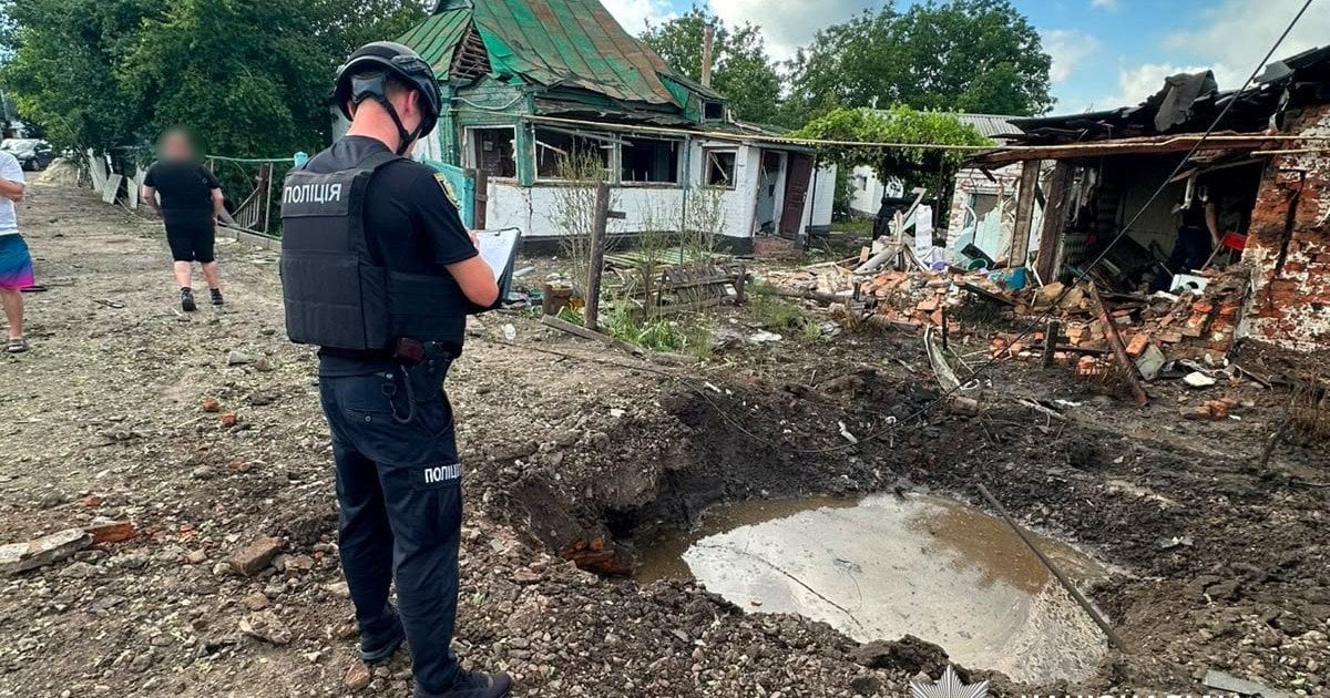Дрон РФ влучив у житловий будинок: одна людина загинула, двох поранено