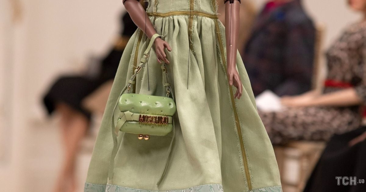 Колекція Moschino прет-а-порте сезону весна-літо 2 021 / © East News